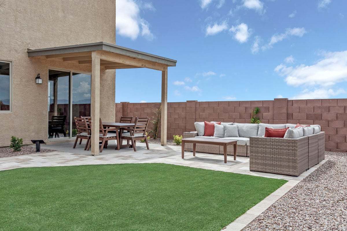 Plan 2037  - Covered patio
