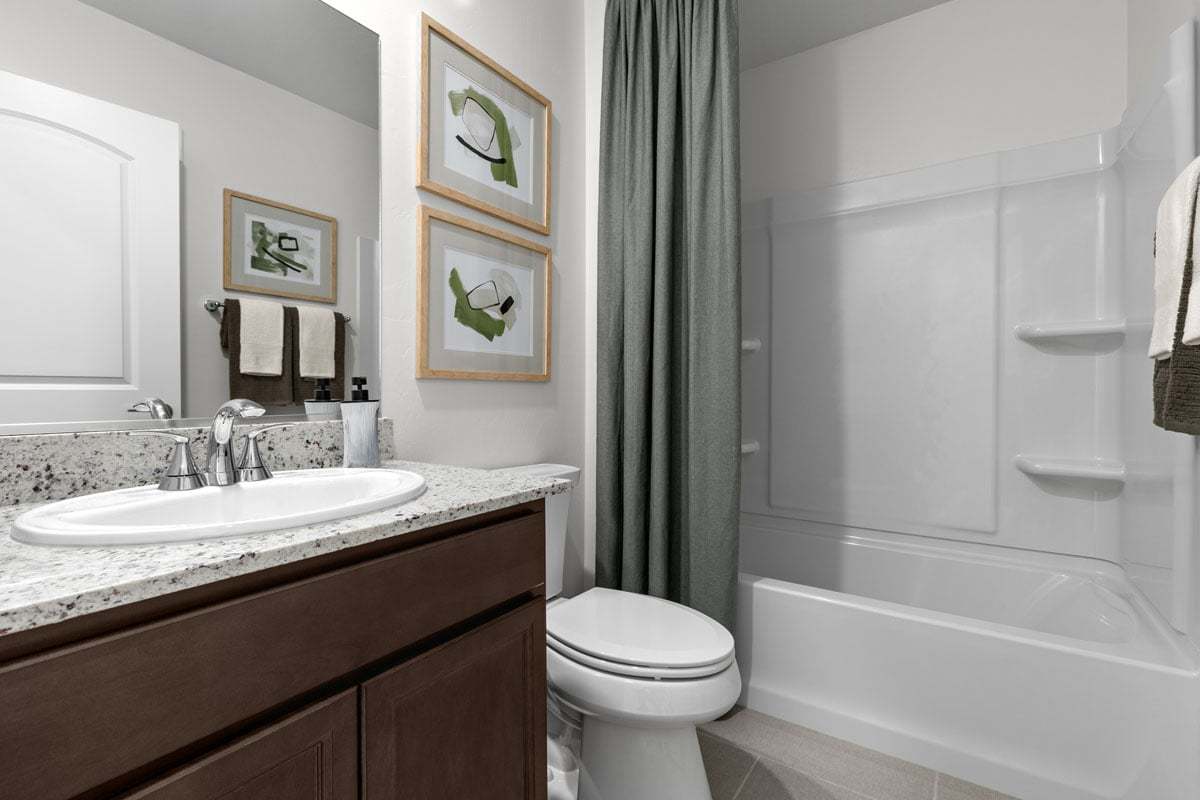 Plan 1383 Modeled - Secondary bathroom