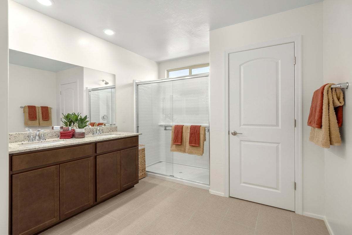 Plan 1768 Modeled - Dual-sink vanity at primary bath