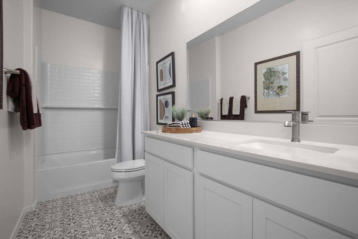 Plan 1465 Modeled - Optional extended vanity at bath 2