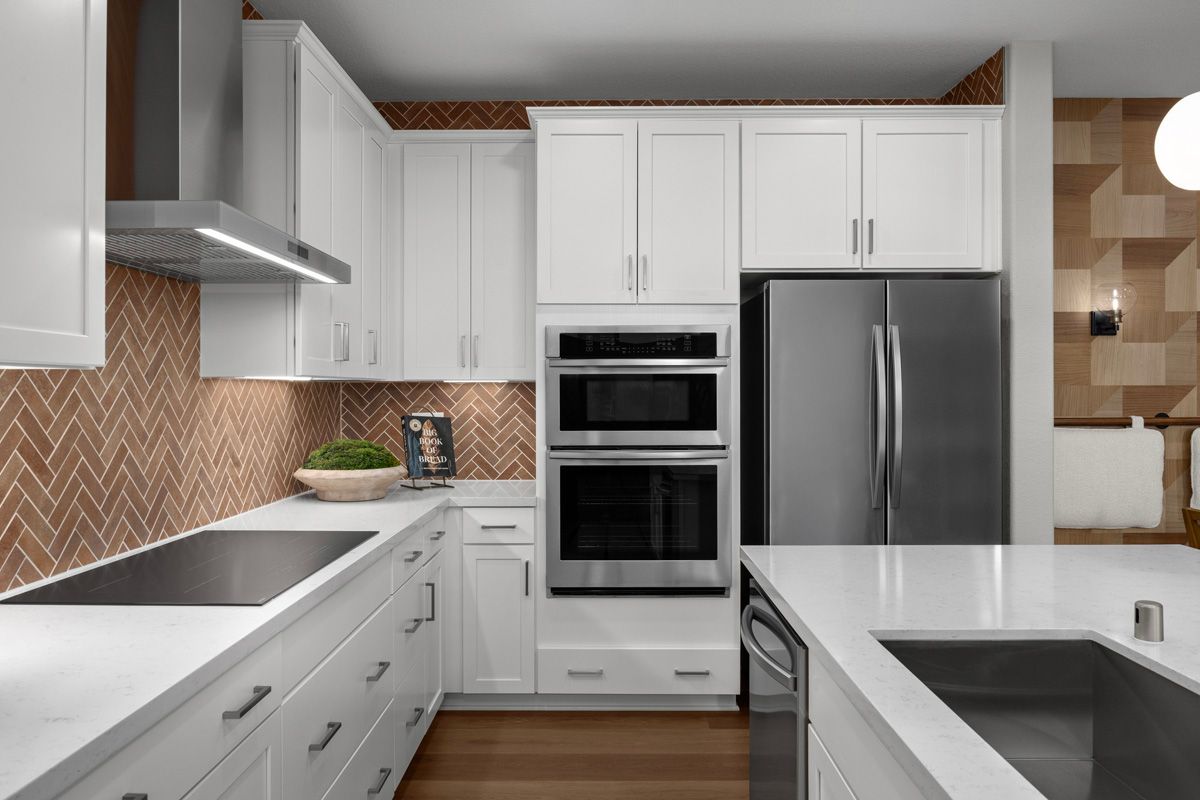 Plan 1887 Modeled - Stainless steel appliances