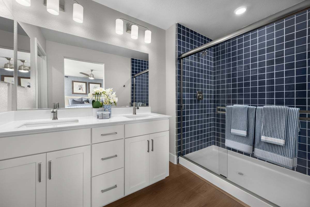 Plan 1887 Modeled - Dual-sink vanity at primary bath