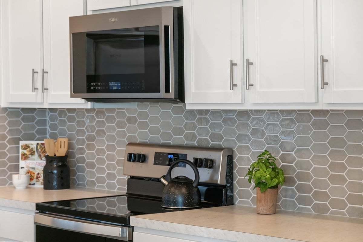 Plan 1989 - Stainless steel appliances