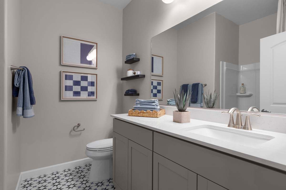Plan 2013 Modeled - Optional extended vanity at bath 2