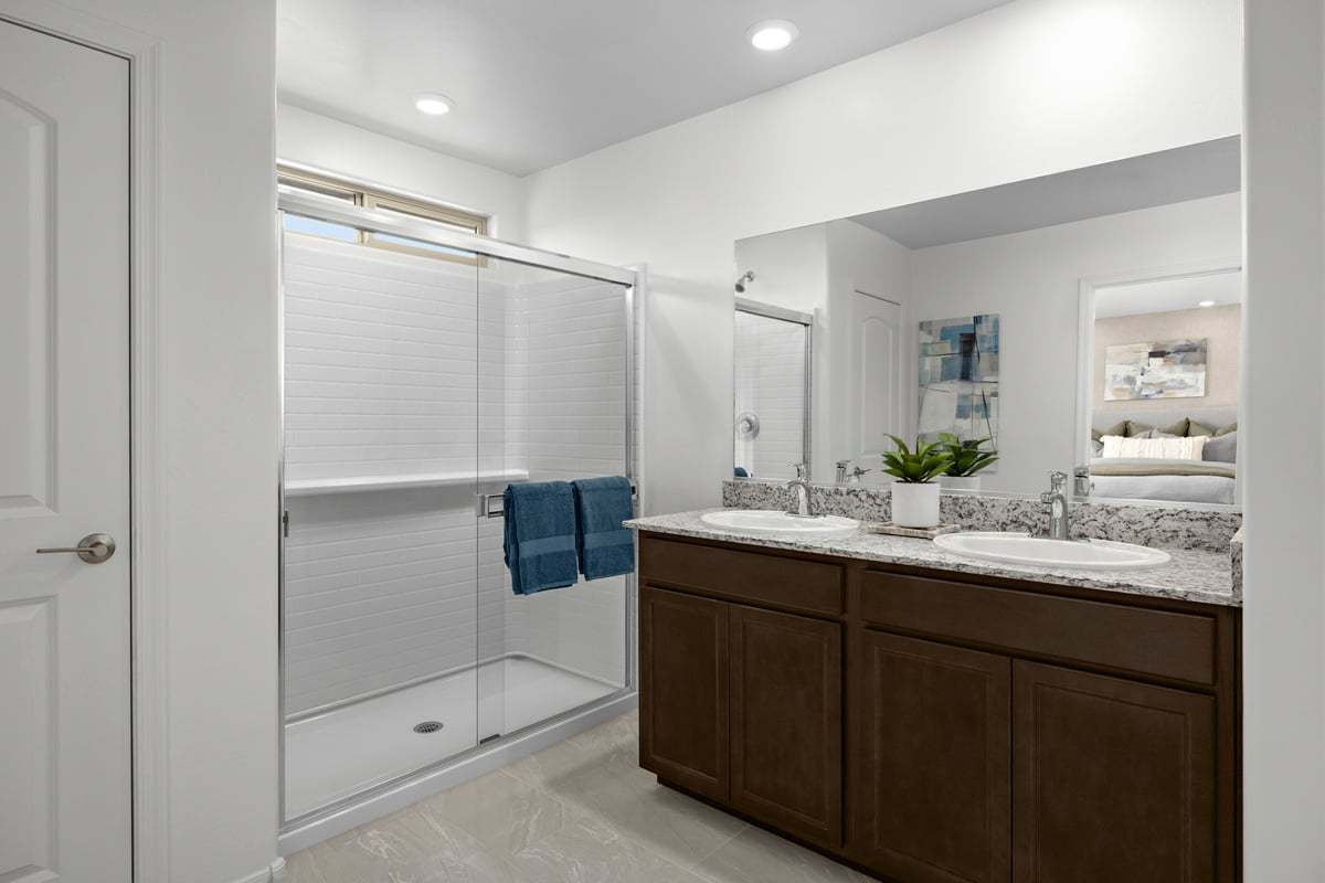 Plan 1768 Modeled - Dual-sink vanity at primary bath
