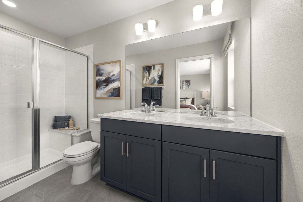 Plan 1672 Modeled - Dual-sink vanity at primary bath
