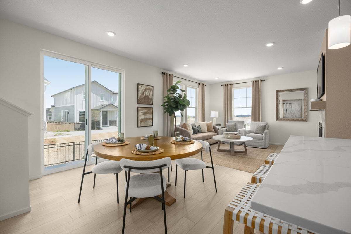 Plan 1672 Modeled - Dining area