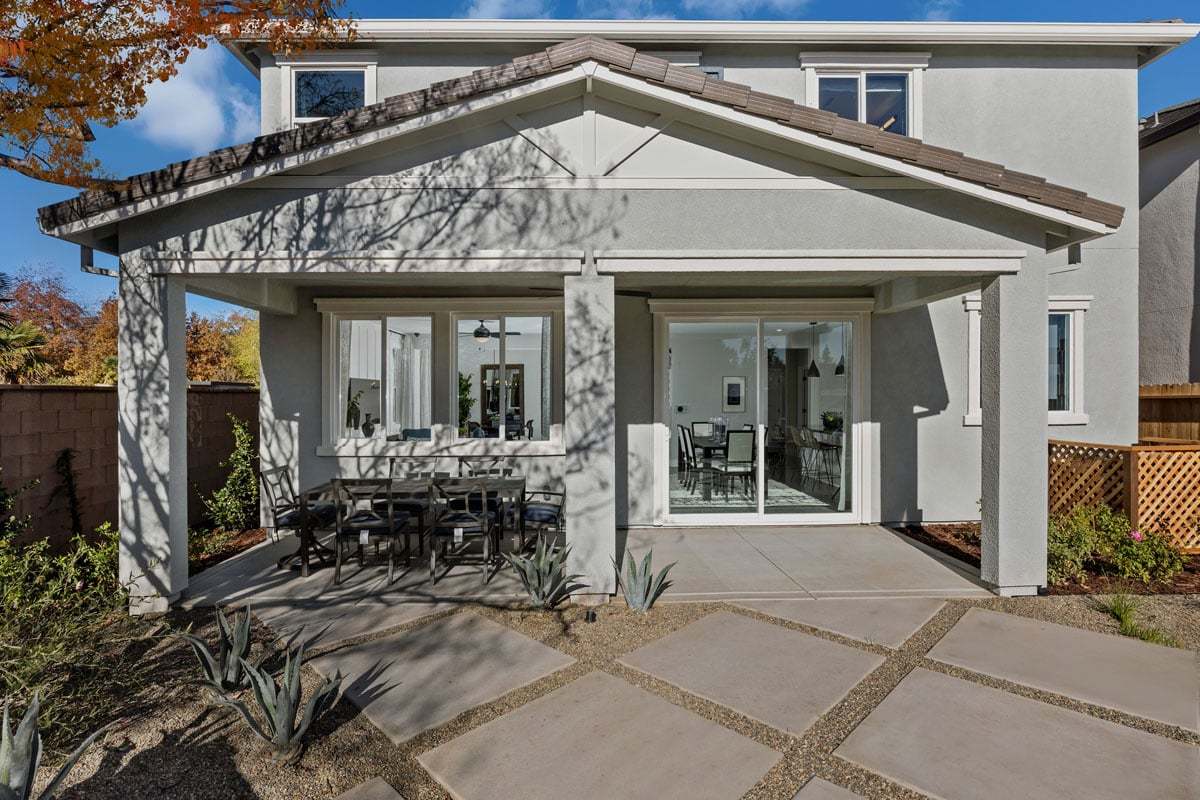 Plan 2802 Modeled - Covered back patio