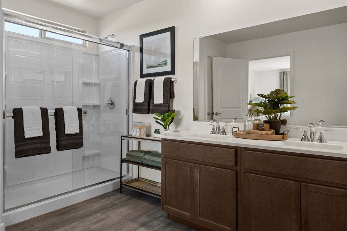 Plan 1708  - Walk-in shower at primary bath