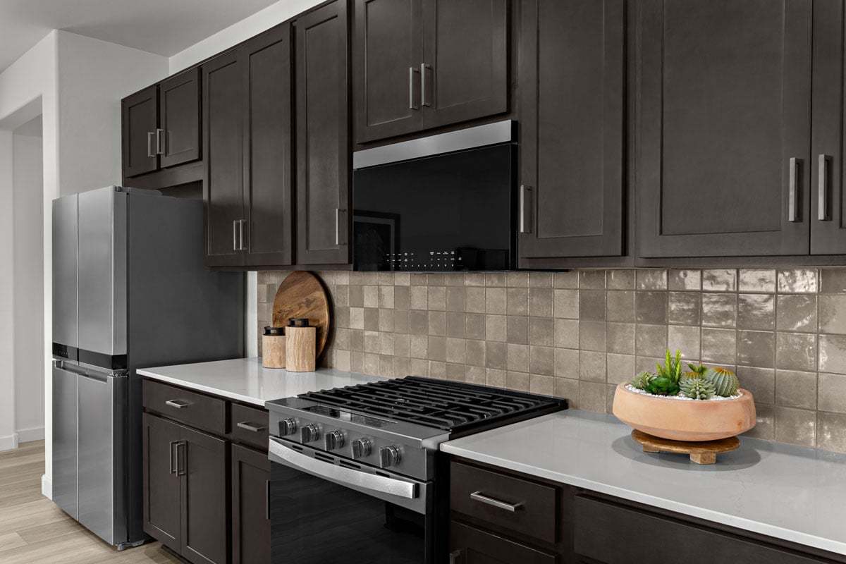 Plan 2013 Modeled - Stainless steel appliances