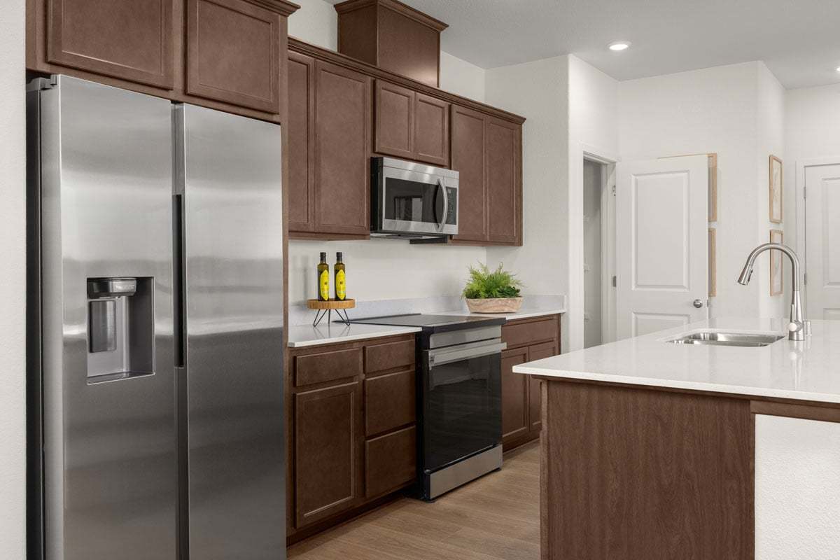Plan 1552 Modeled - Stainless steel appliances