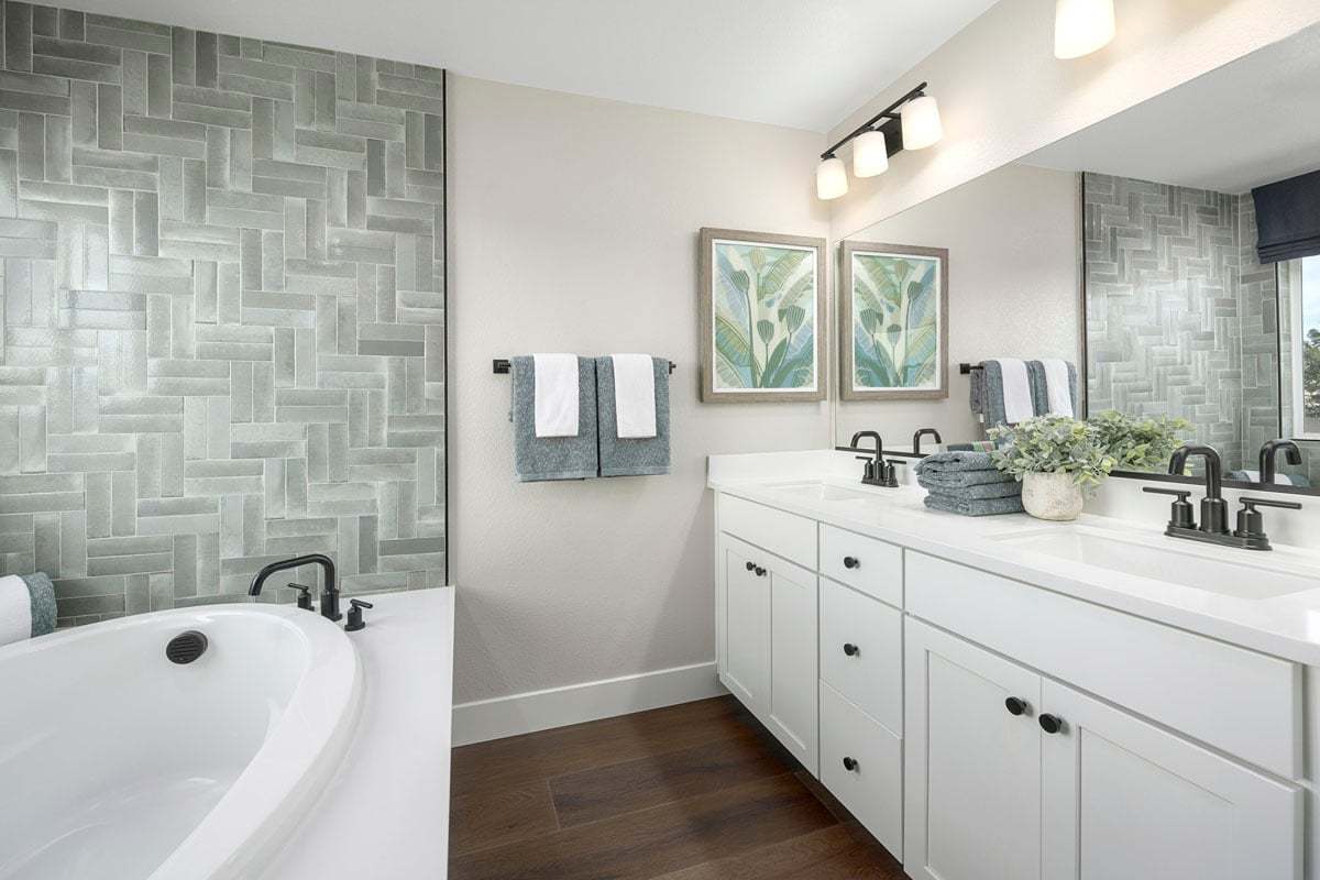 Plan 1755 Modeled - Dual-sink vanity at primary bath