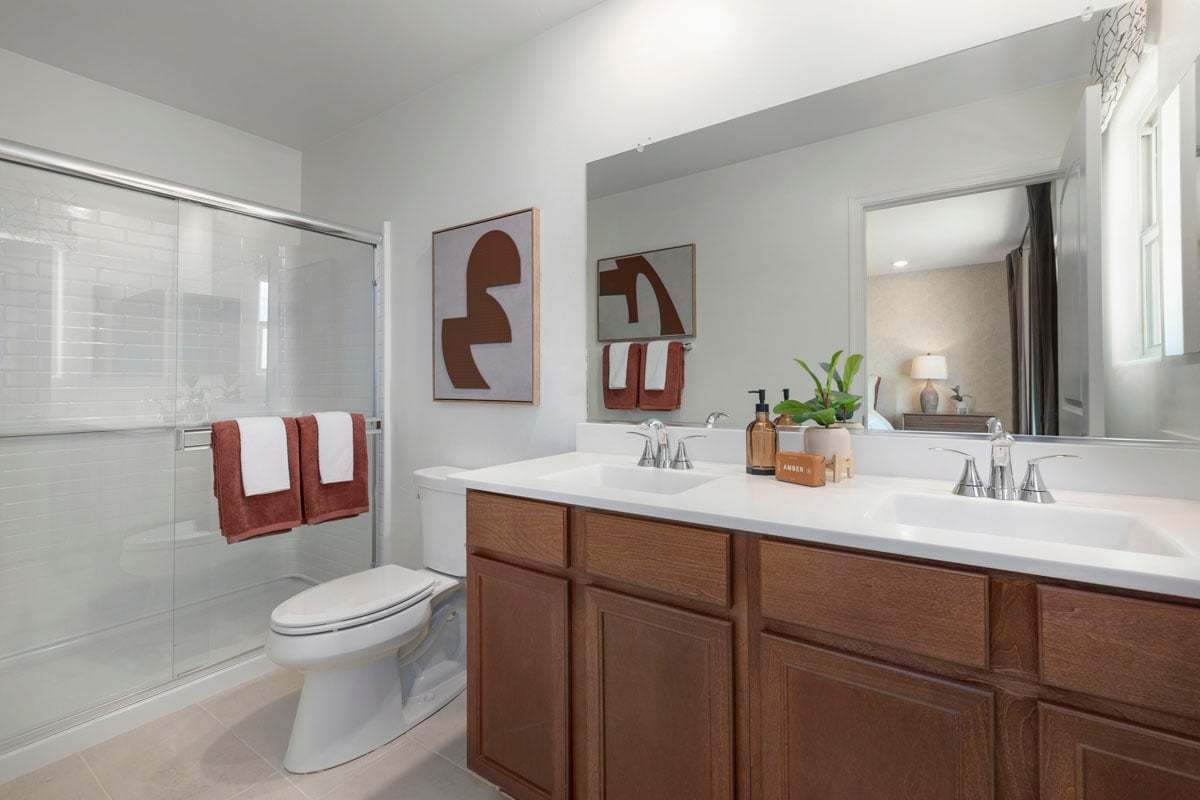 Plan 1465 Modeled - Dual-sink vanity at primary bath