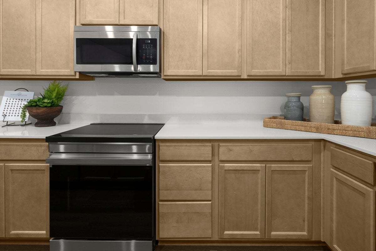 Plan 2035 Modeled - Stainless steel appliances