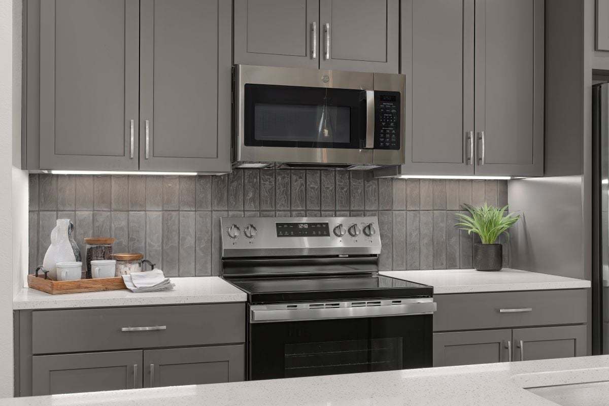 Plan 1755 Modeled - Kitchen backsplash