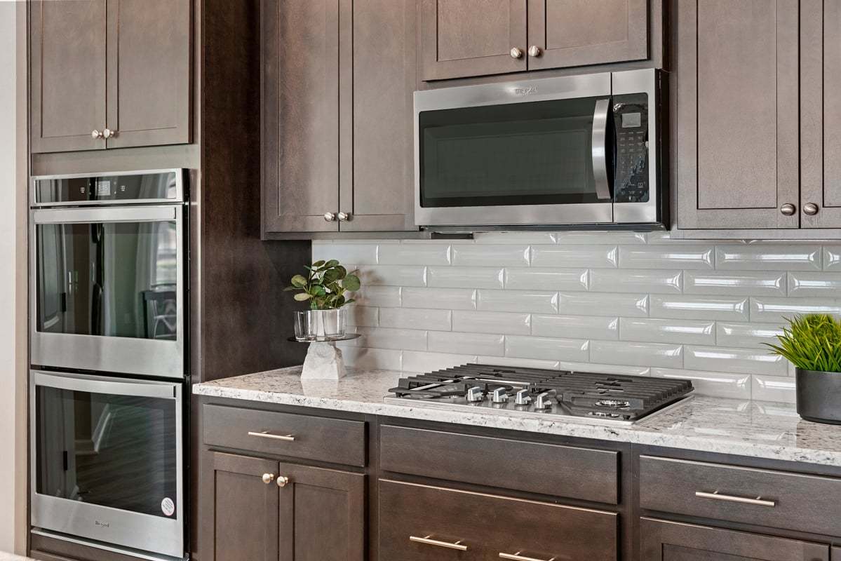 Plan 2074 - Whirlpool® stainless steel appliances