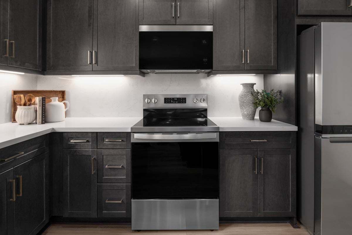 Plan 2534 Modeled - Optional stainless steel kitchen appliances