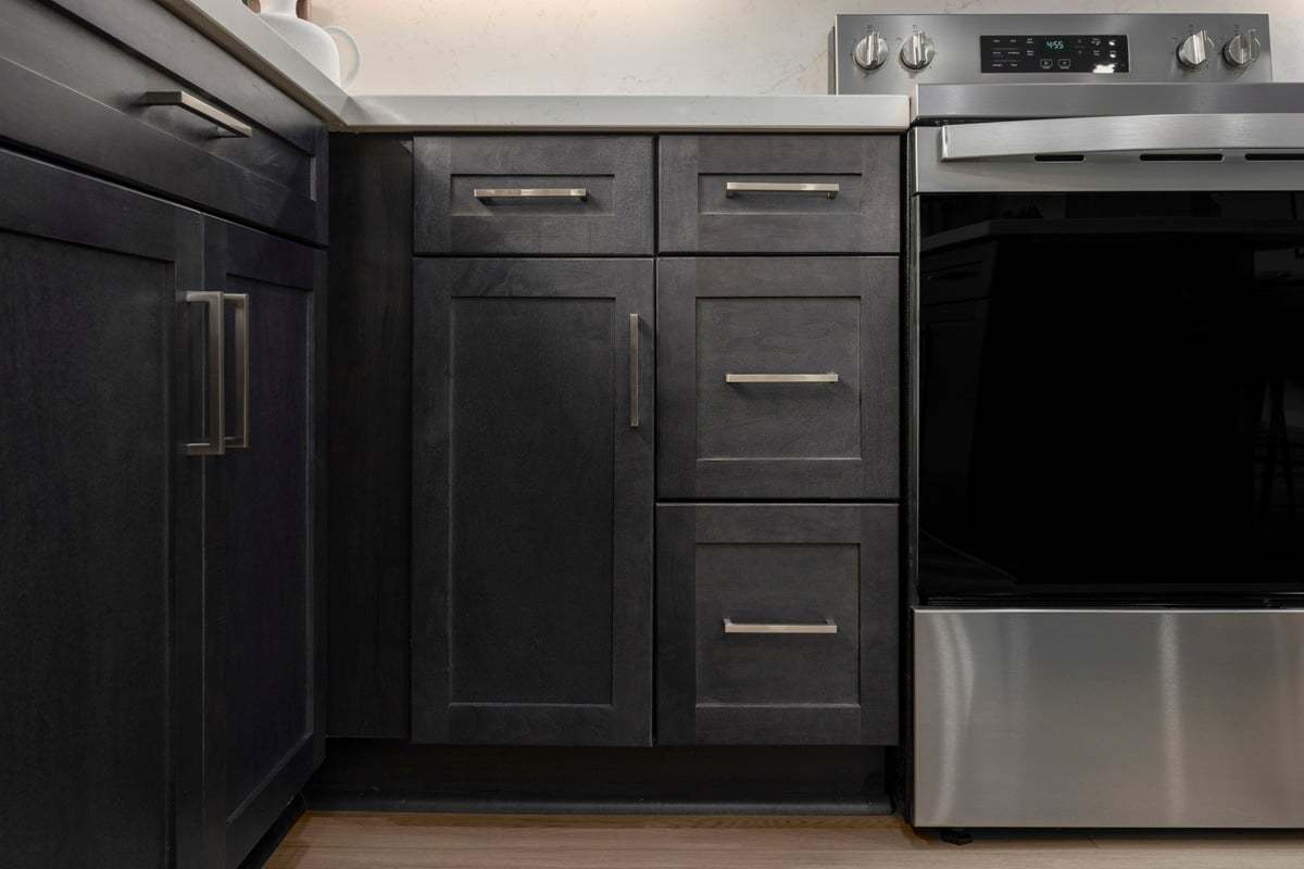 Plan 2534 Modeled - Optional Shaker-style maple cabinets