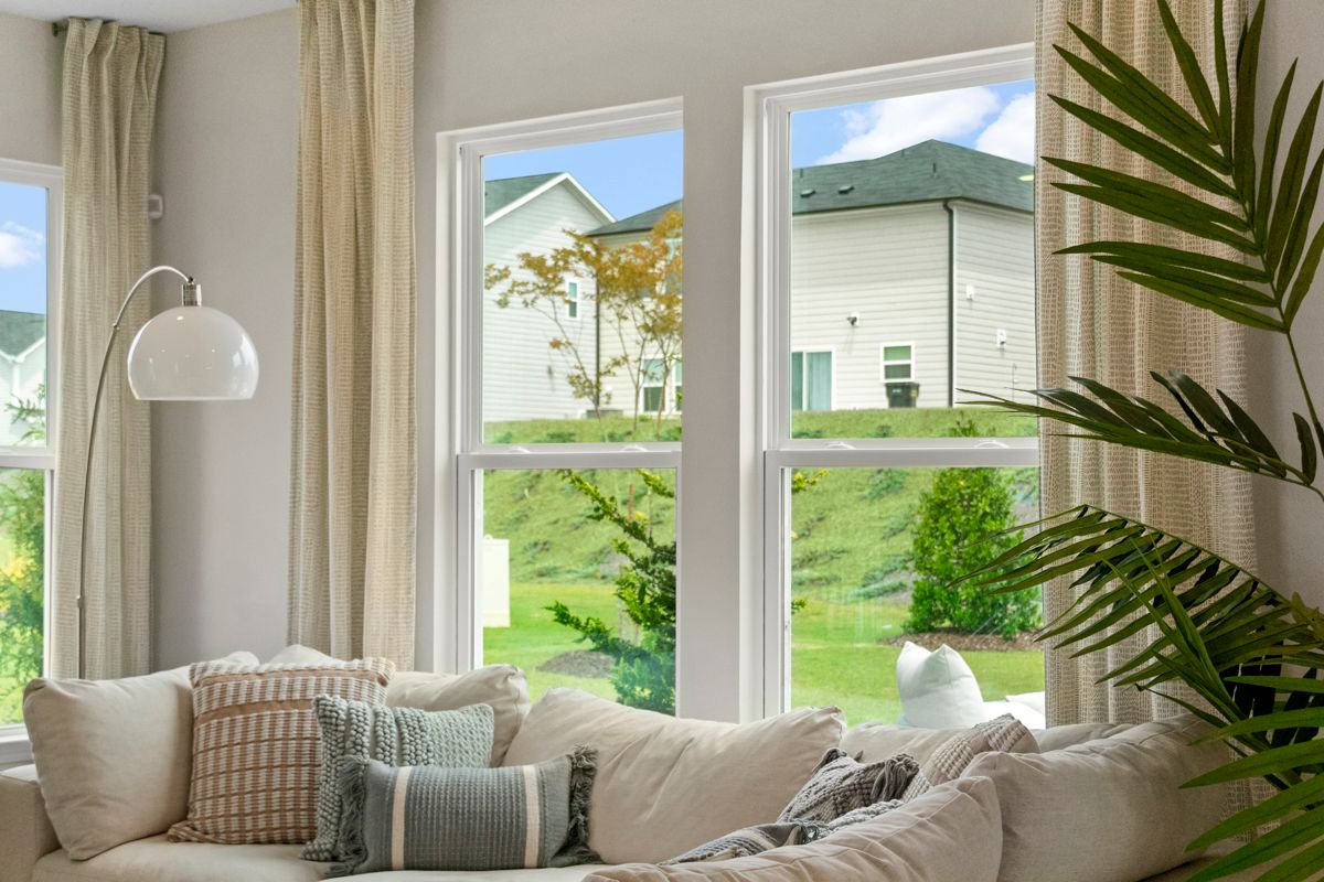 Plan 1702 Modeled - Spacious family room