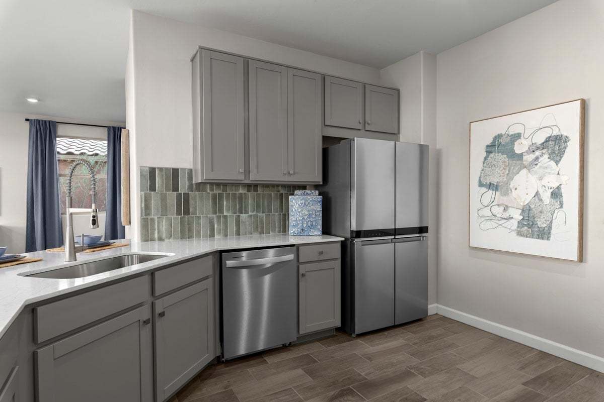 Plan 2212 Modeled - Stainless steel appliances