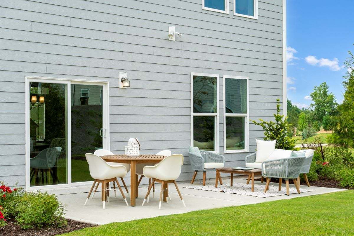 Plan 1702 Modeled - Outside patio