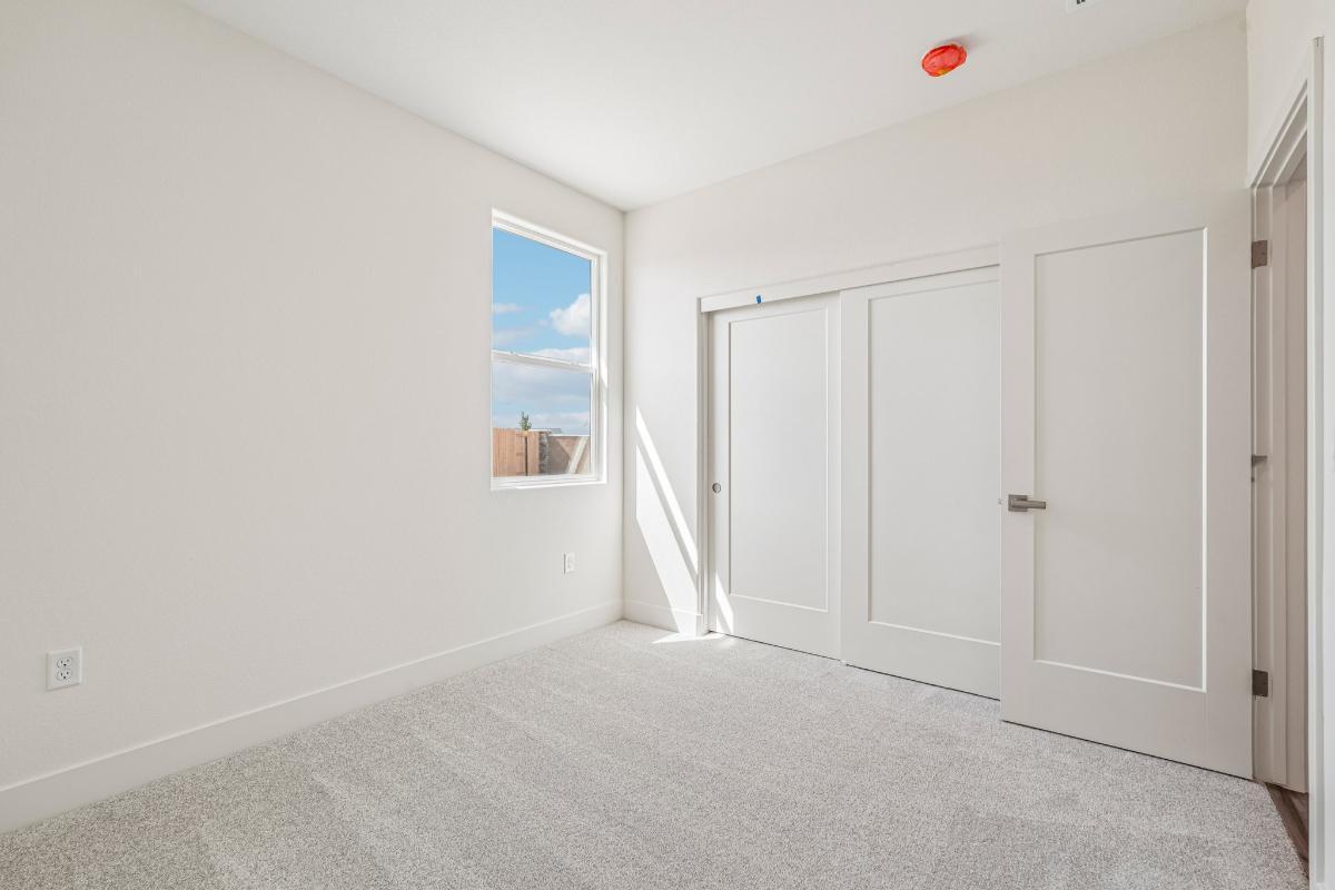 Secondary bedroom