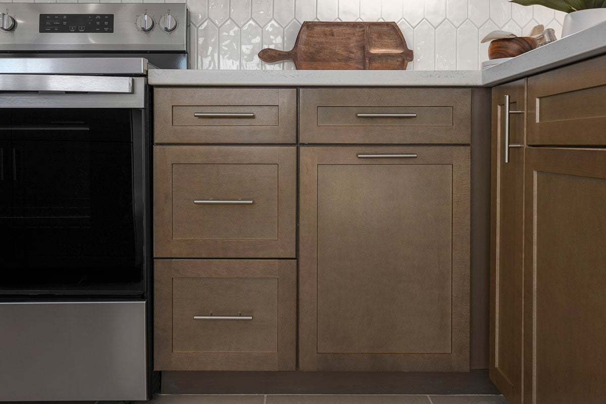 Plan 1851 Modeled - Optional Shaker-style maple cabinets
