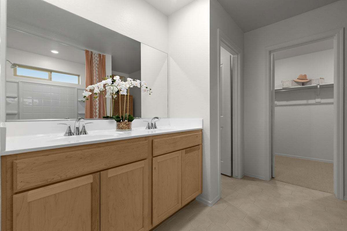 Plan 1513 Modeled - Dual-sink vanity at primary bath