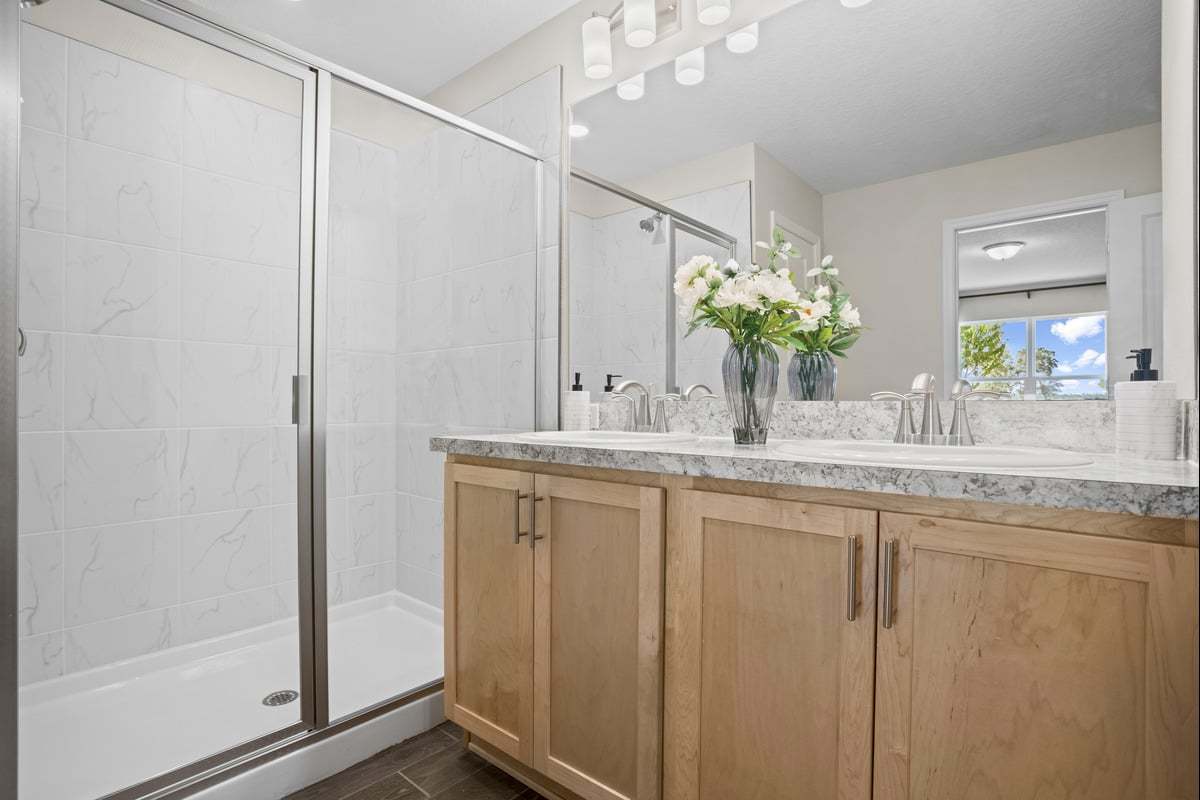 Plan 1707 Modeled - Dual-sink vanity at primary bath