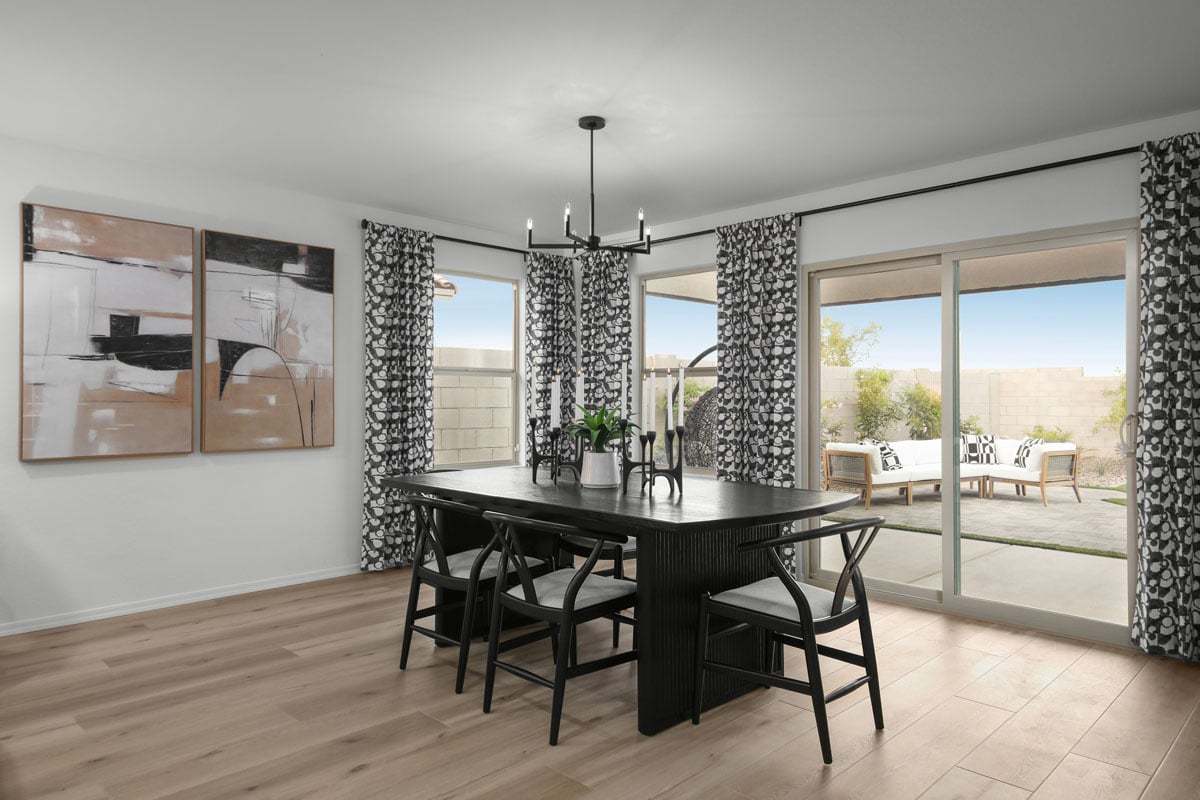 Plan 2014 Modeled - Dining area off great room