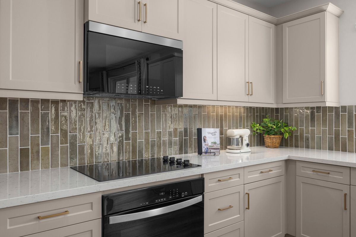 Plan 2256 Modeled - Optional full tile backsplash