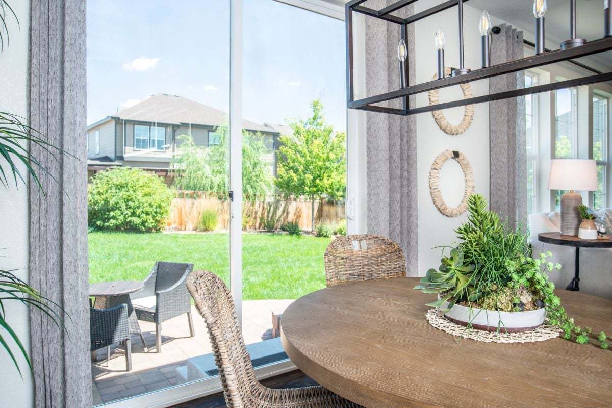 Plan 1755 - Dining to patio