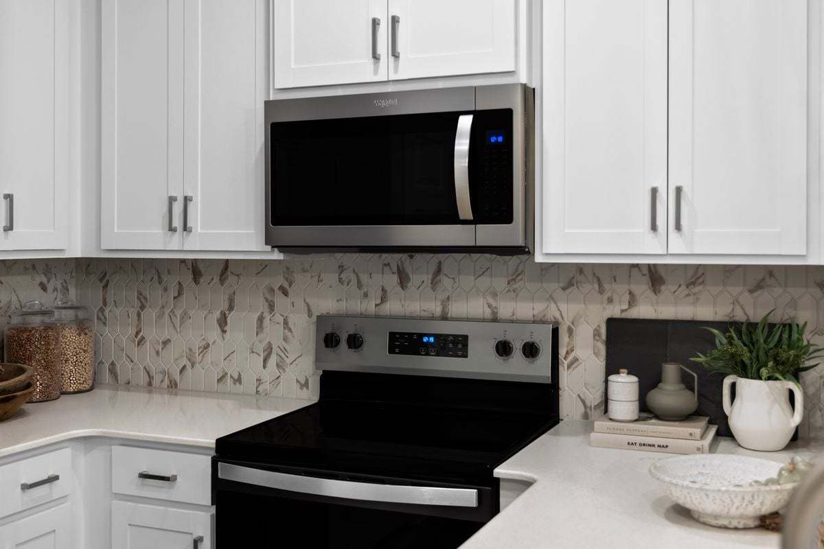 Plan 1359 Modeled - Stainless steel appliances