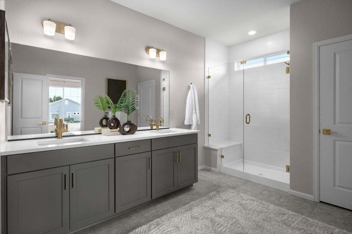 Plan 1942 Modeled - Dual-sink vanity at primary bath