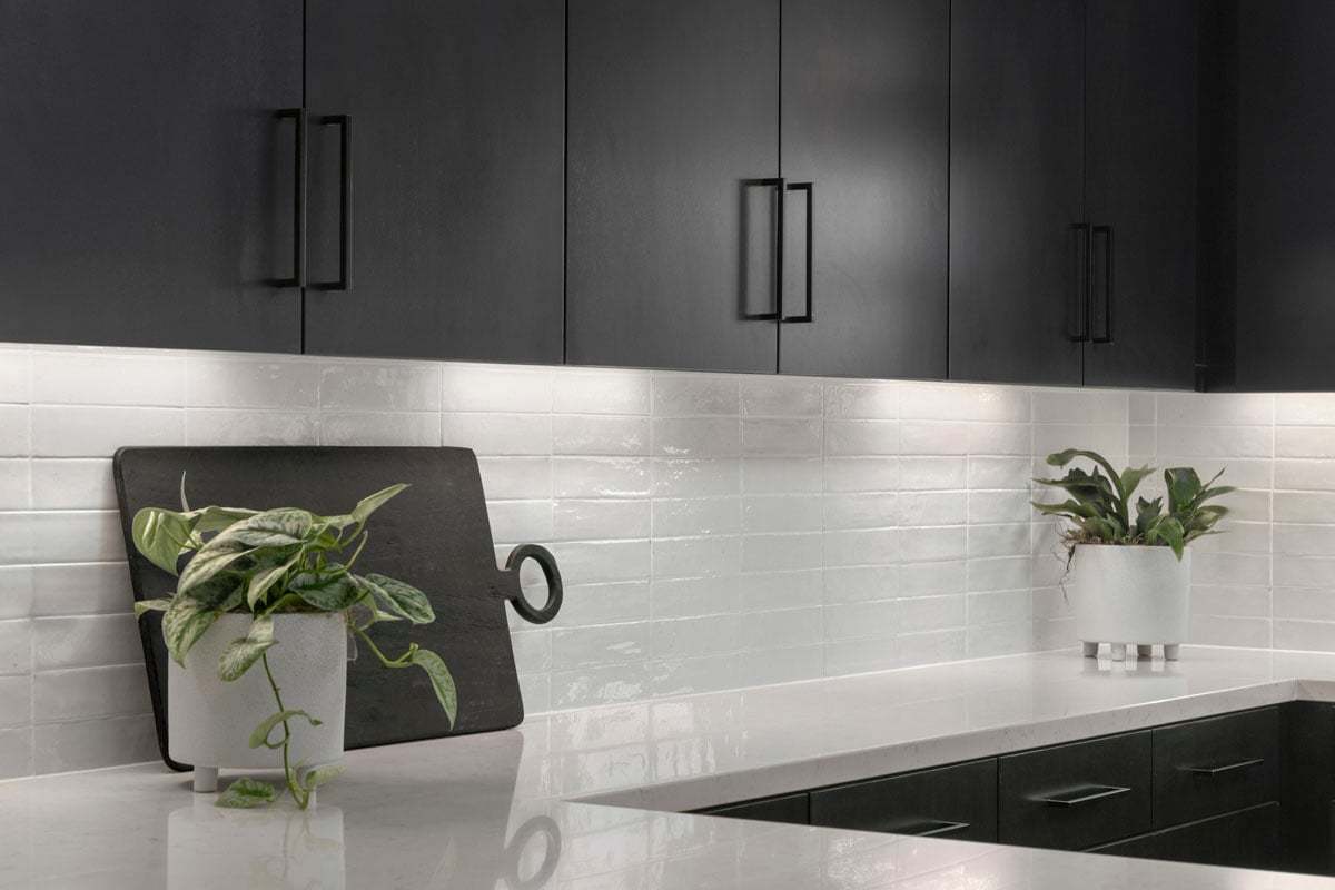 Plan 2088 Modeled - Full-height backsplash