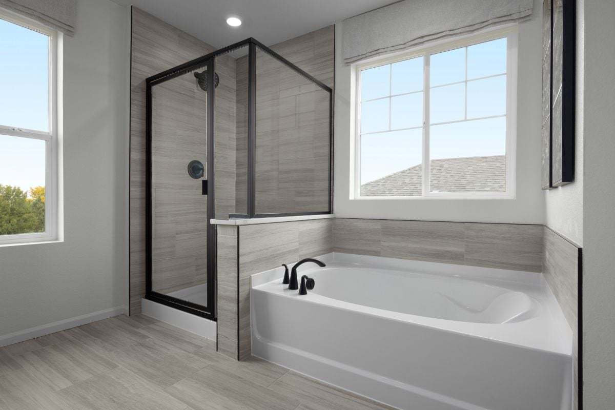 Plan 2651 Modeled - Tub and separate shower at primary bath