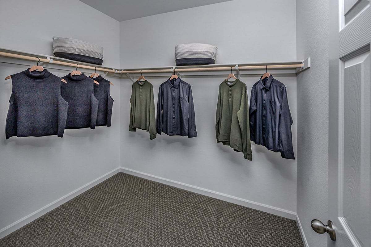 Plan 1434 Modeled - Large walk-in closet at primary suite