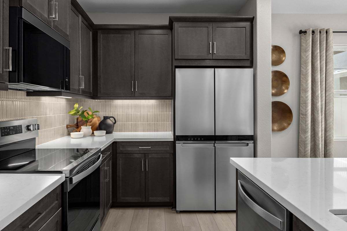 Plan 1663 Modeled - Optional upgraded stainless steel kitchen appliances