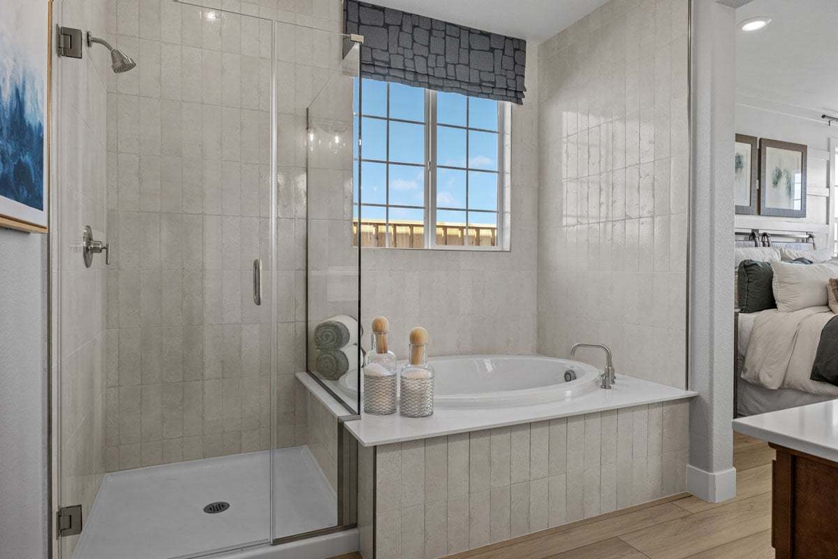 Plan 1824 Modeled - Soaker tub and separate shower at primary bath
