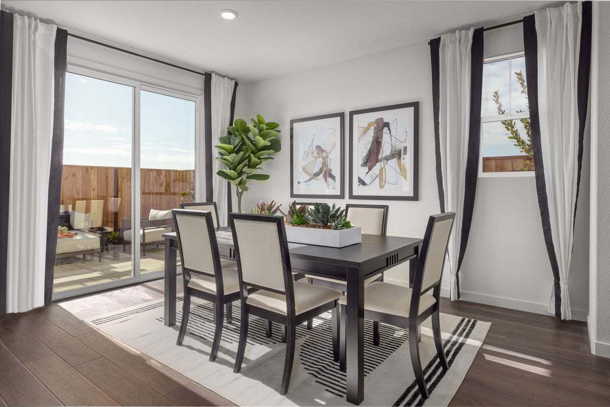 Plan 1429 Modeled - Separate dining area