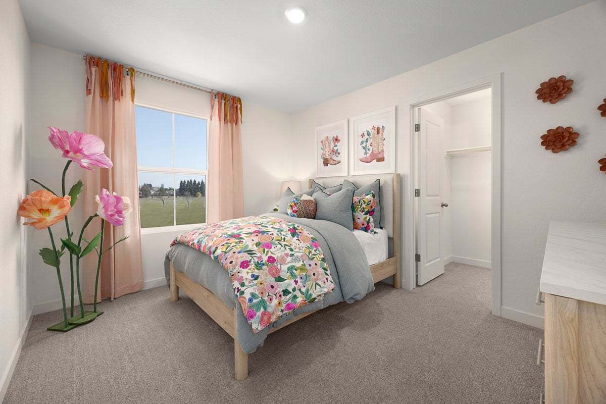 Plan 1404 Modeled - Spacious secondary bedrooms
