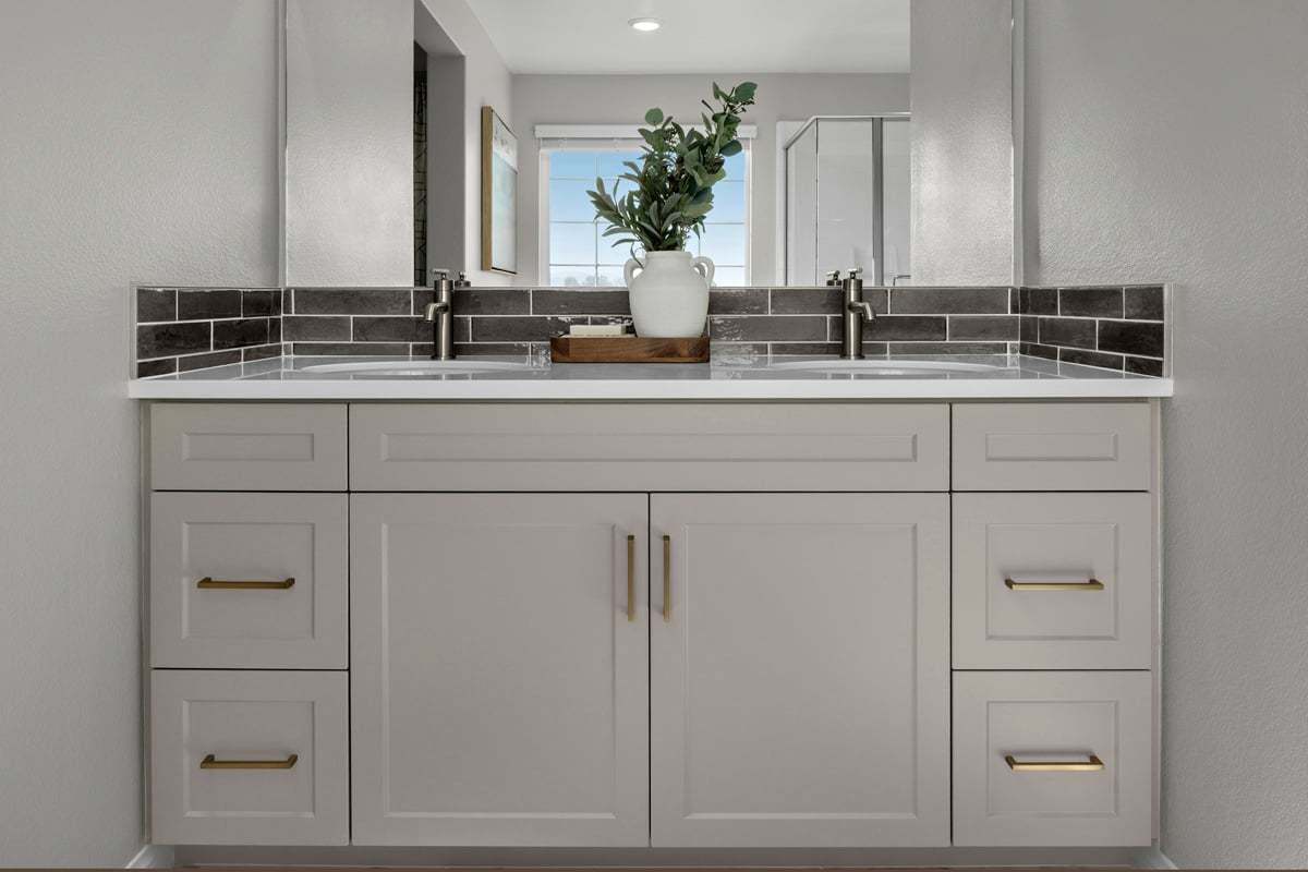 Plan 2167 Modeled - Optional custom tile backsplash