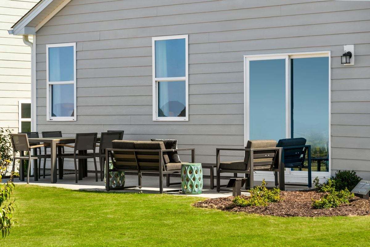 Plan 1844 Modeled - Extended patio