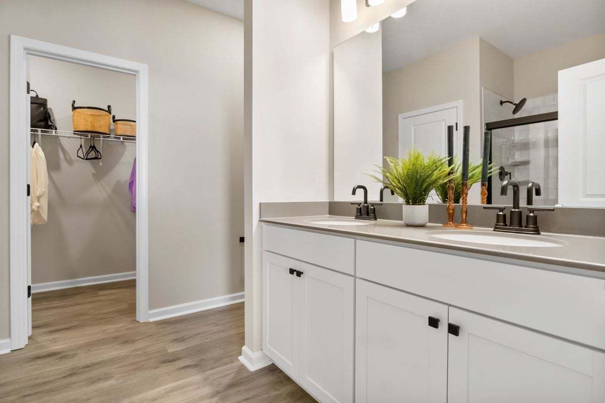 Plan 1844 Modeled - Dual-sink vanity at primary bath