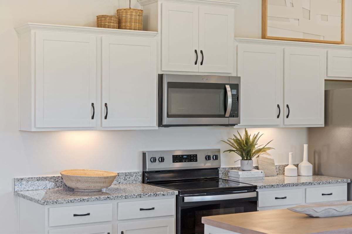 Plan 2939 - Stainless-steel appliances