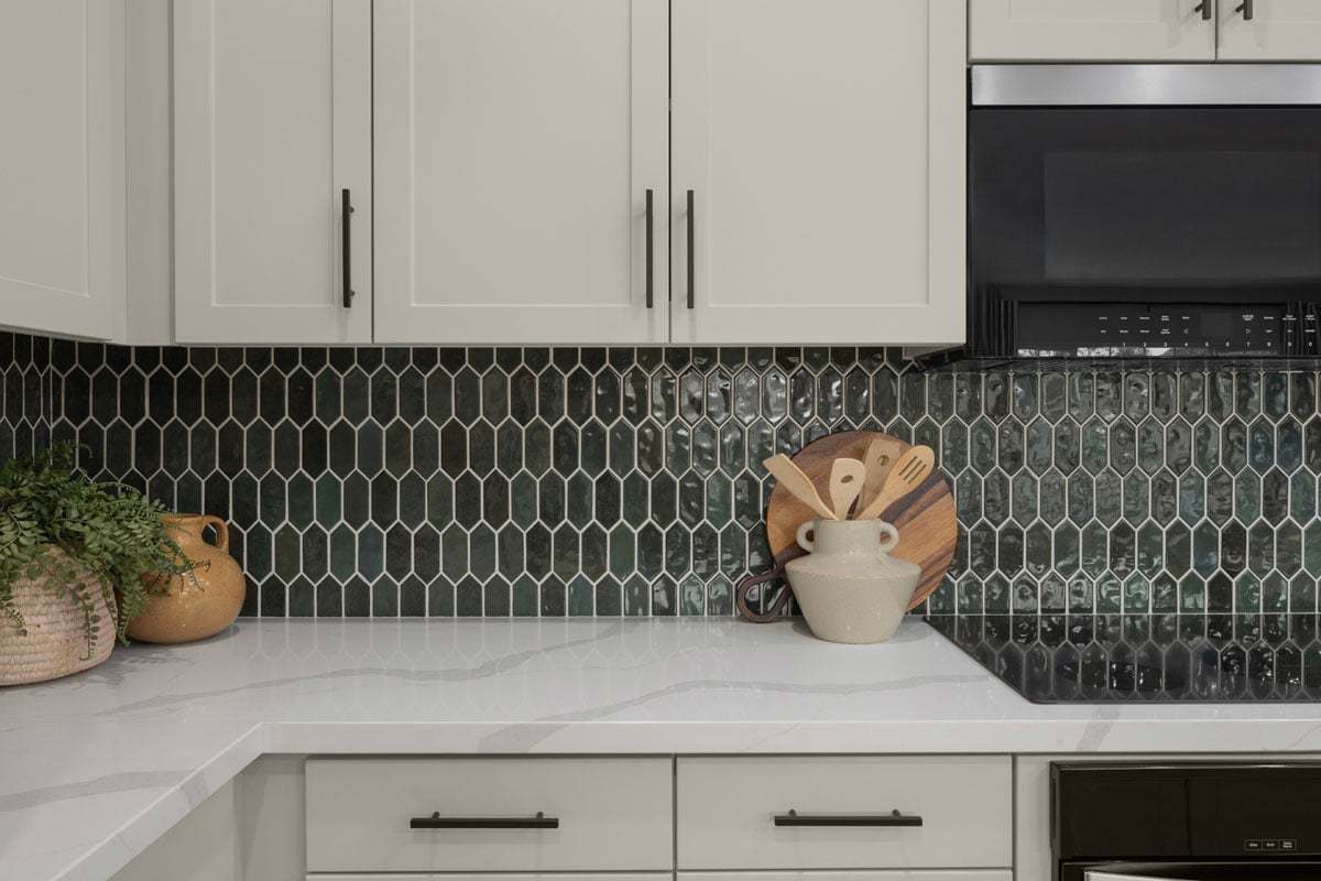 Plan 2613 Modeled - Optional custom tile backsplash and quartz countertops