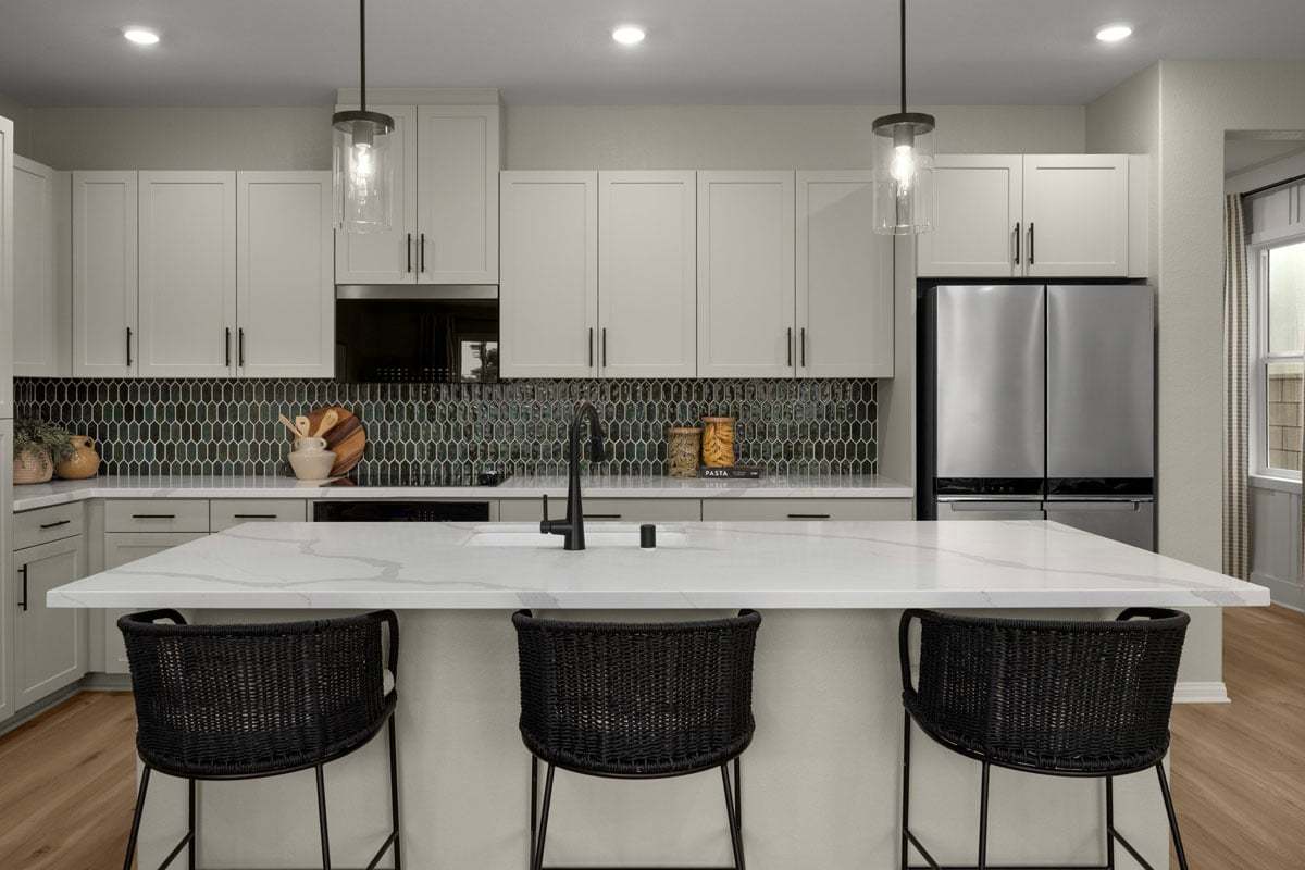 Plan 2613 Modeled - Optional pendant lighting