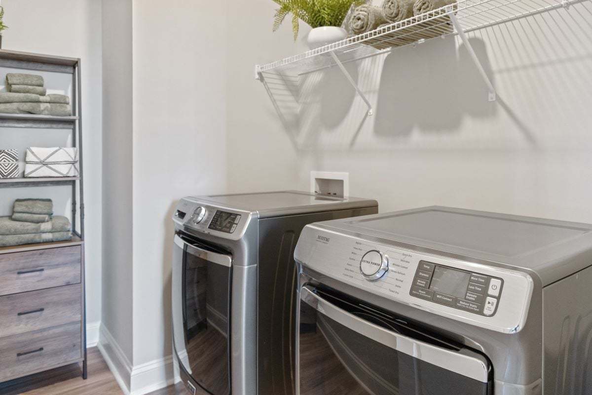 Plan 2336 - Dedicated laundry room