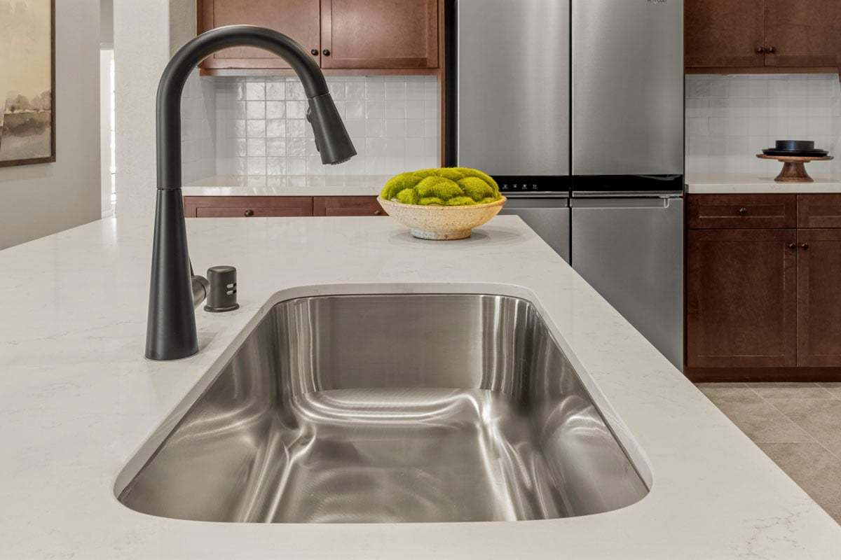 Plan 2027 Modeled - Optional single-basin kitchen sink