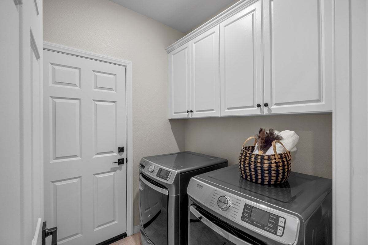 Plan 2027 Modeled - Optional cabinets above washer/dryer